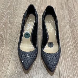 Jessica Simpson Sparkly Grey Lace 3” High Heels - size 7